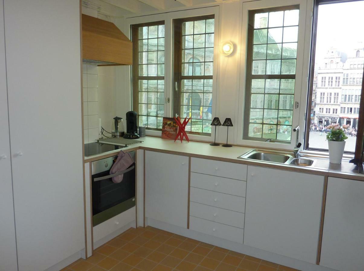 Antwerp Old Town Triplex Apartment Екстериор снимка