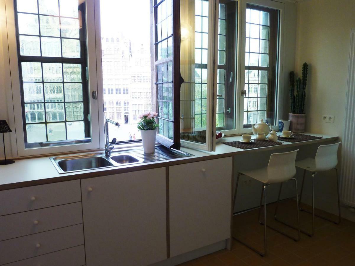 Antwerp Old Town Triplex Apartment Екстериор снимка